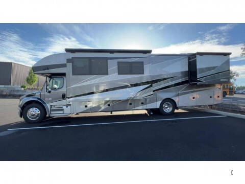 2025 Freightliner S2RV Chassis