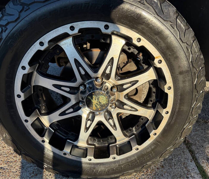 2013 Chevrolet Avalanche LS Black Diamond