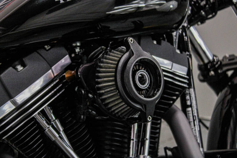 2016 Harley-Davidson Dyna Street Bob