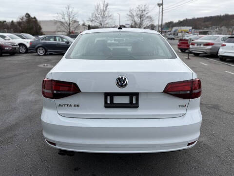 2016 Volkswagen Jetta