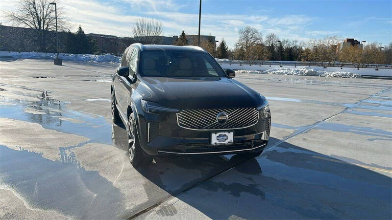 2026 Volvo XC90 B5 Core
