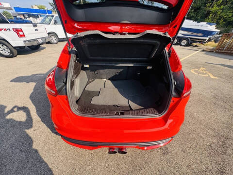 2017 Ford Focus ST