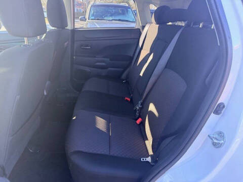 2017 Mitsubishi Outlander Sport ES