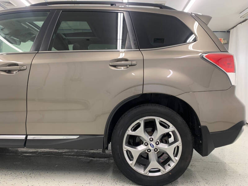 2018 Subaru Forester Touring photo 45