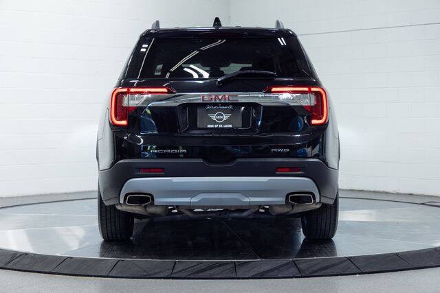 2021 GMC Acadia SLT
