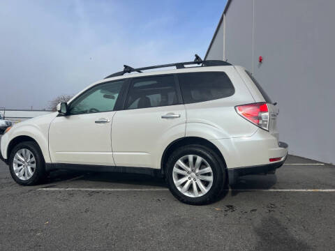 2013 Subaru Forester 2.5X Limited