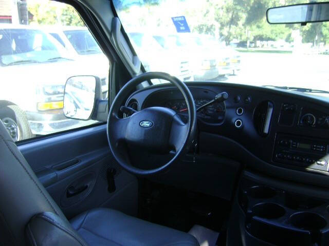 2008 Ford E-Series E-150 XL