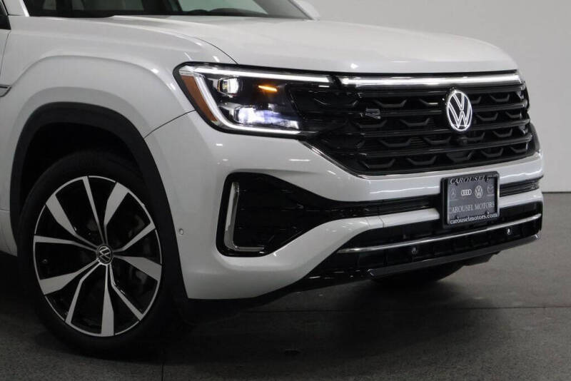 2024 Volkswagen Atlas Cross Sport SEL Premium R-Line 4Motion