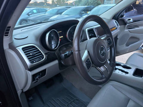 2011 Jeep Grand Cherokee Laredo X