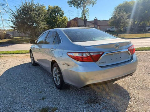 2017 Toyota Camry LE