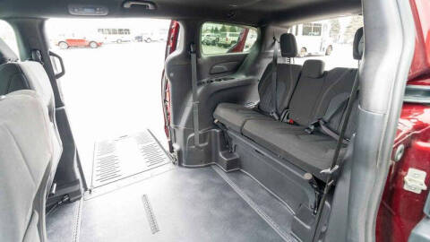 2020 Chrysler Pacifica Touring