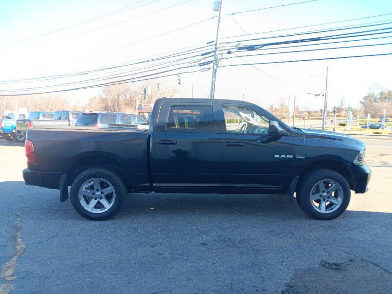 2010 RAM Ram 1500 Pickup SLT photo 4