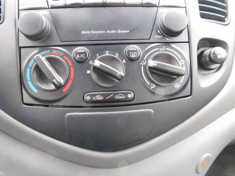 2004 Mazda MPV LX