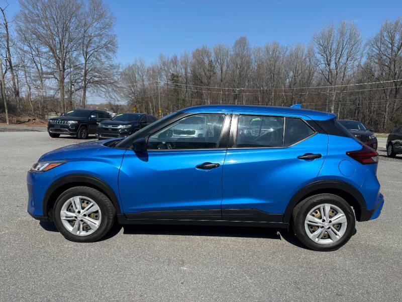 2022 Nissan Kicks S