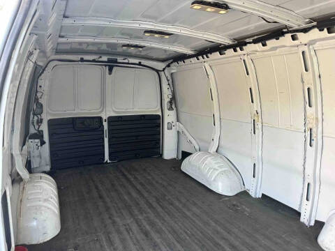 2018 Chevrolet Express 2500