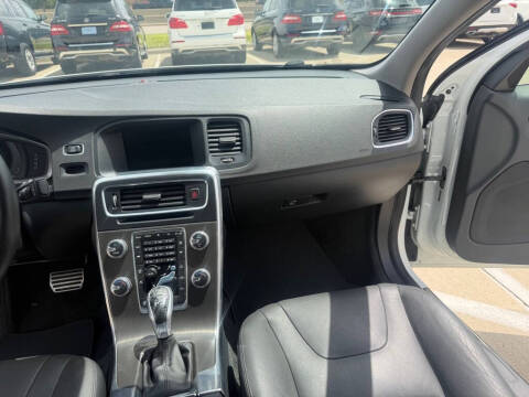 2015 Volvo S60 T5 Drive-E Premier