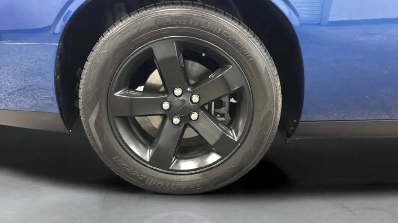 2012 Dodge Challenger SXT
