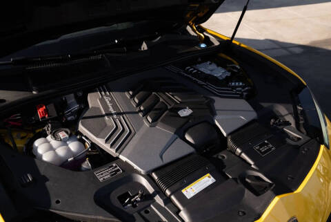 2024 Lamborghini Urus Performante