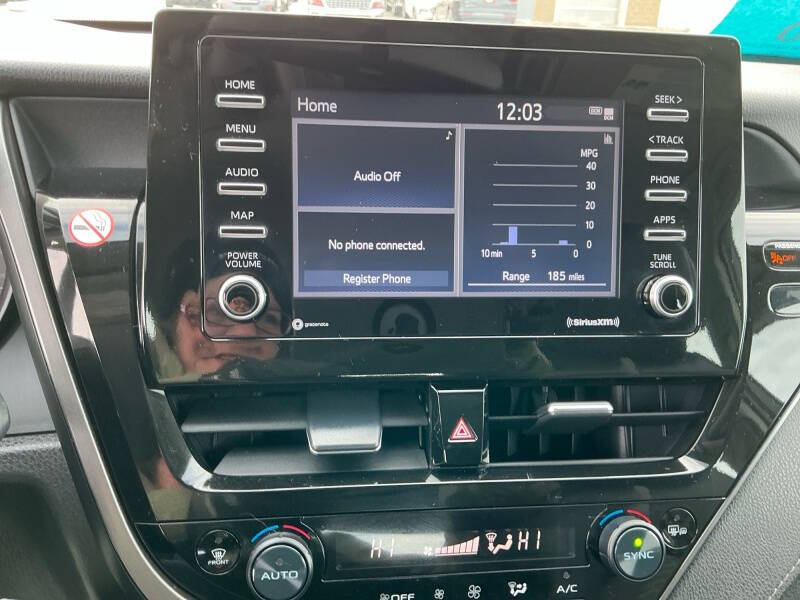 2023 Toyota Camry SE