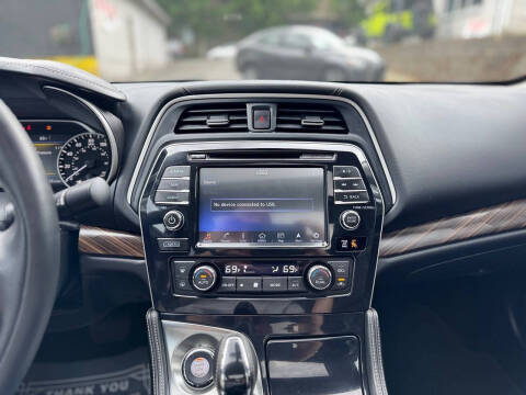 2018 Nissan Maxima Platinum