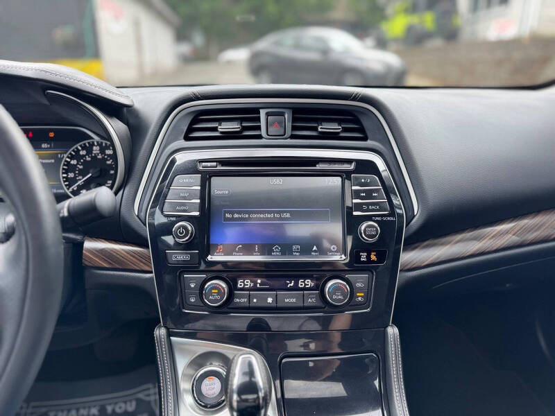 2018 Nissan Maxima Platinum