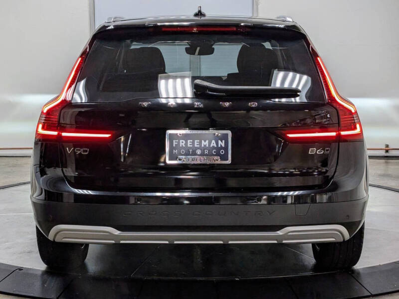 2024 Volvo V90 Cross Country B6 Plus