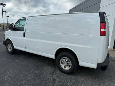 2016 Chevrolet Express 2500