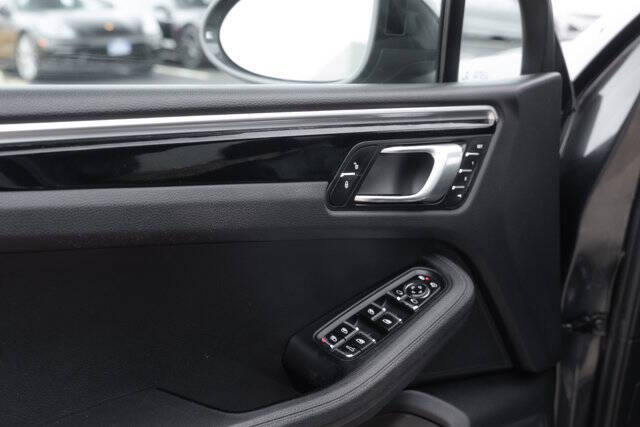 2018 Porsche Macan S