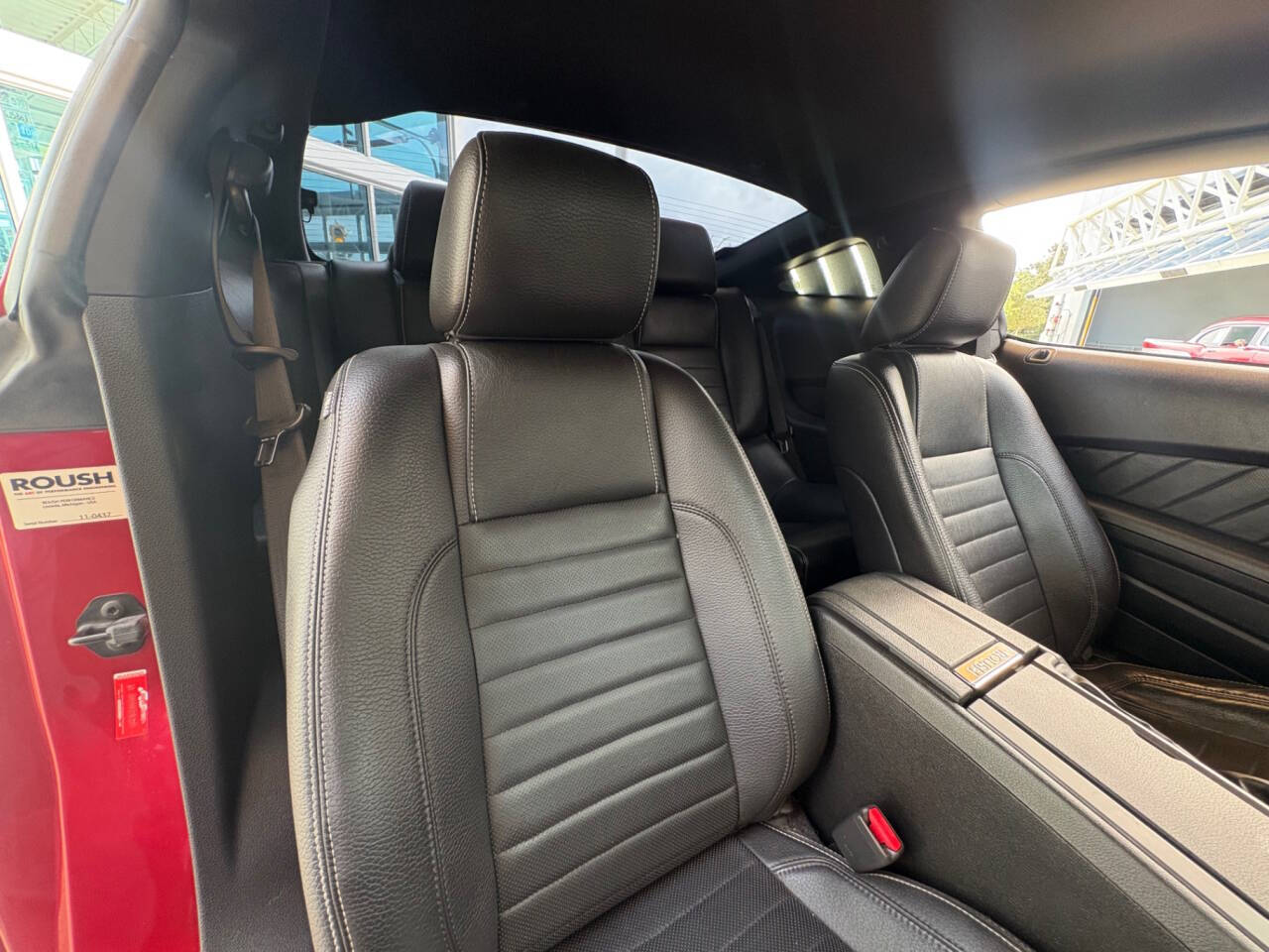 2011 Ford Mustang 34