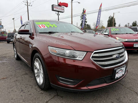 2015 Ford Taurus SEL