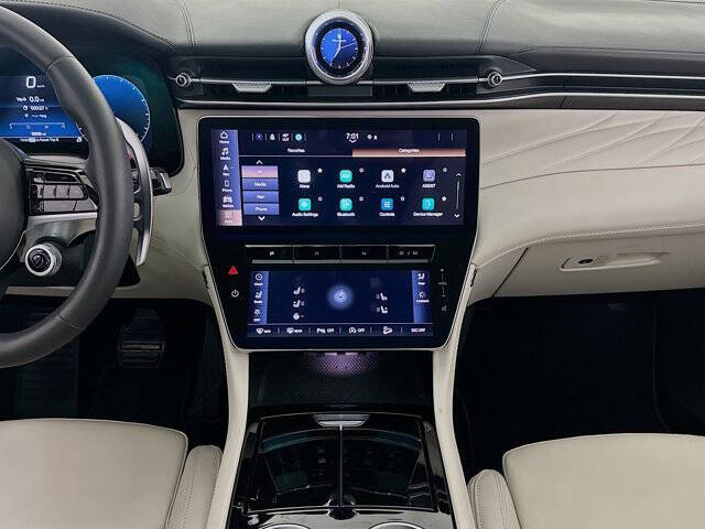 2023 Maserati Grecale Modena