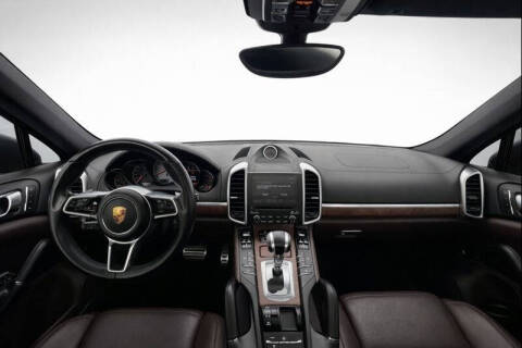 2017 Porsche Cayenne S