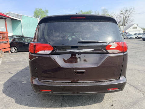 2017 Chrysler Pacifica Touring
