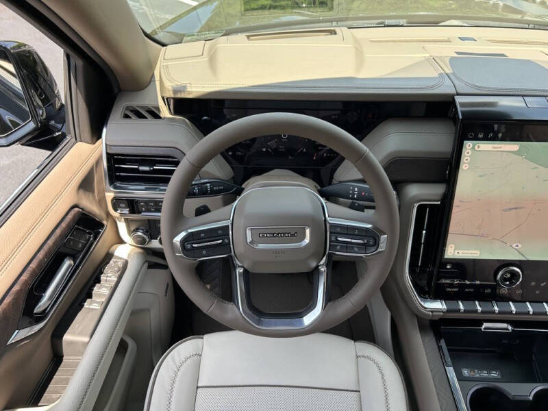 2025 GMC Yukon Denali