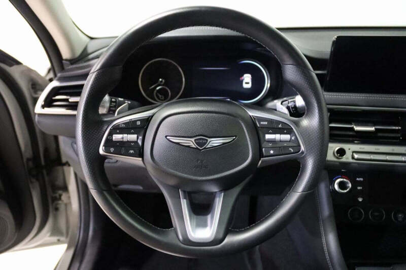 2025 Genesis G70