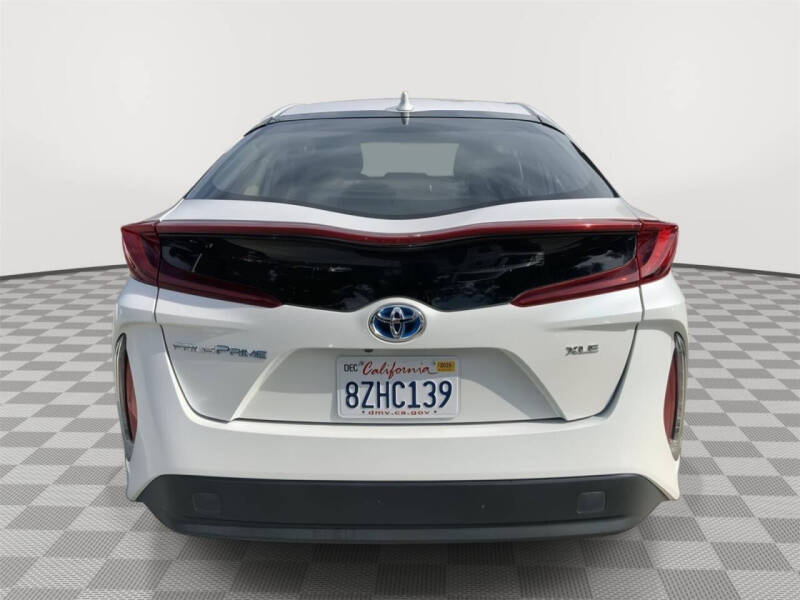 2022 Toyota Prius Prime XLE