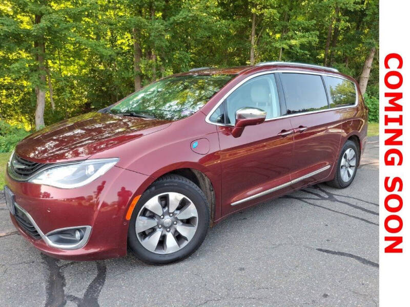 2017 Chrysler Pacifica Hybrid Platinum