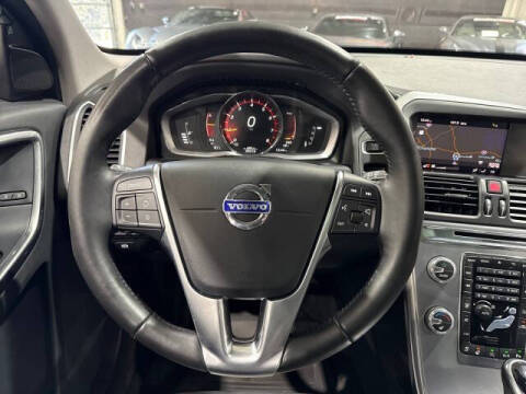 2017 Volvo XC60 T6 Dynamic