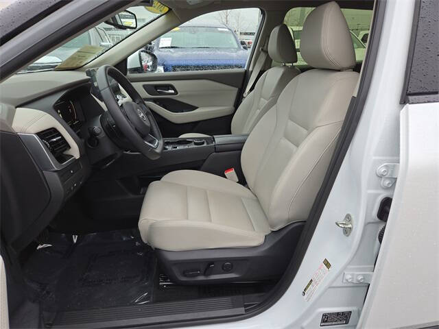 2024 Nissan Rogue SL