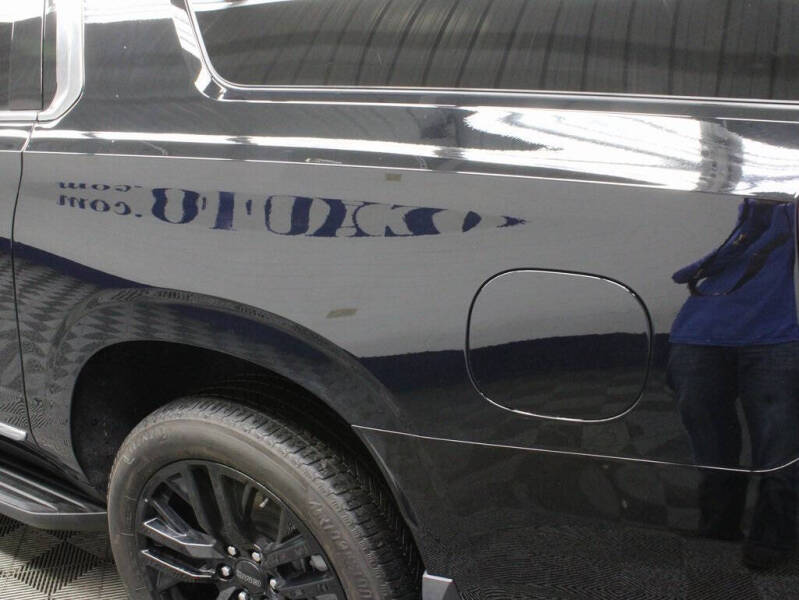 2024 GMC Yukon XL SLT