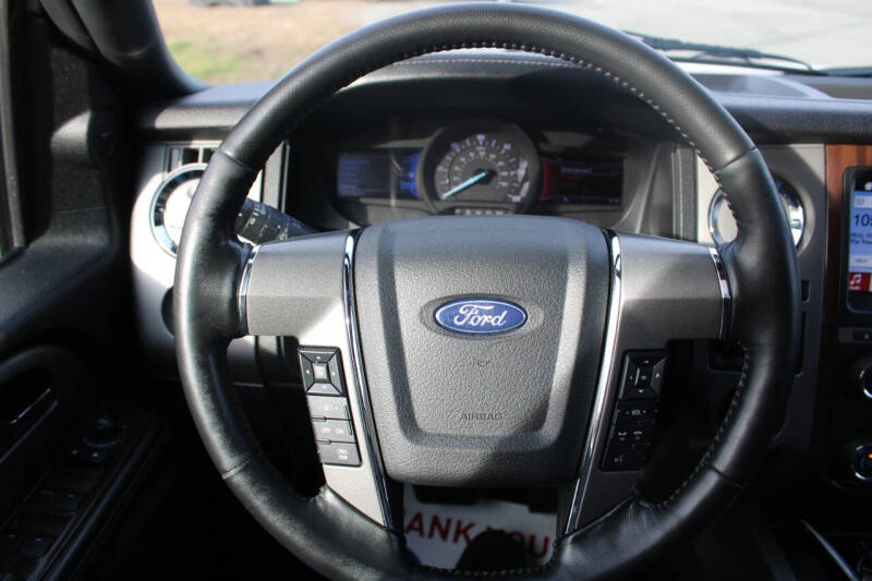 2017 Ford Expedition EL Platinum