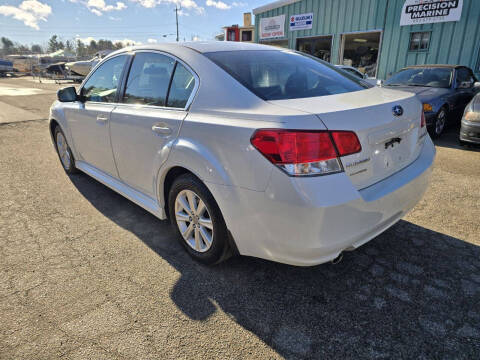 2011 Subaru Legacy 2.5i Premium