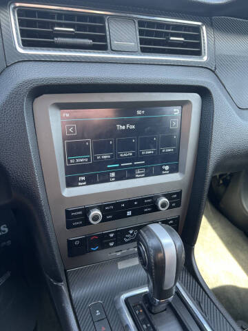 2014 Ford Mustang V6