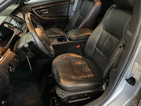 2017 Ford Taurus Limited