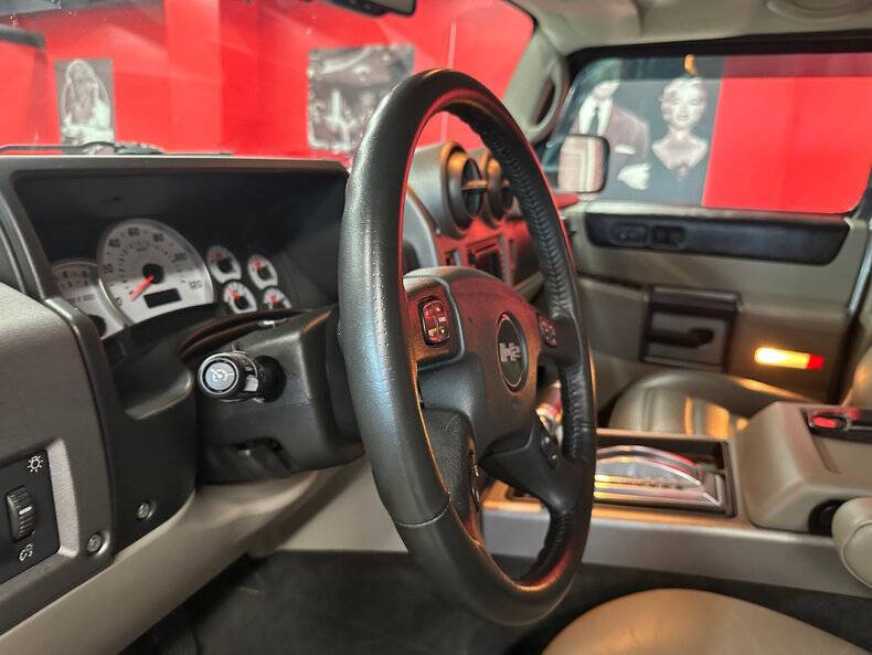 2004 HUMMER H2