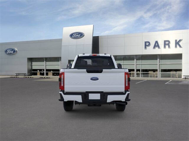 2025 Ford F-350 Super Duty XL