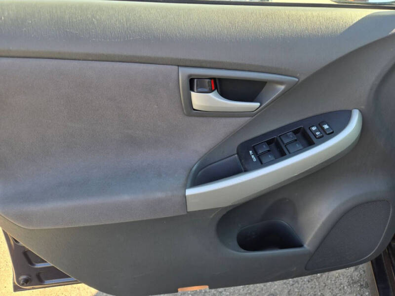 2010 Toyota Prius II