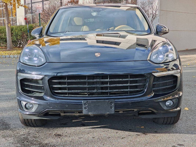 2016 Porsche Cayenne S