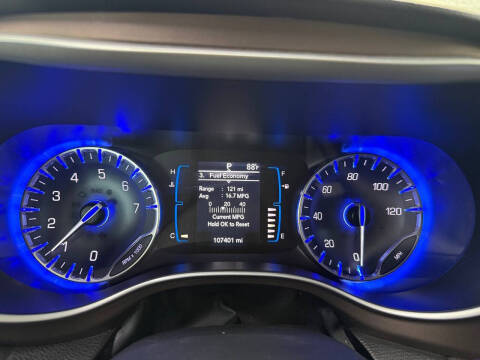 2017 Chrysler Pacifica Touring-L