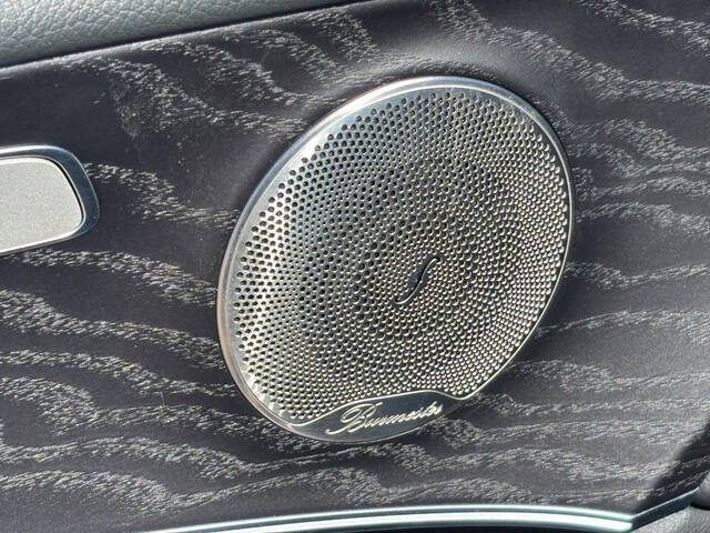 2022 Mercedes-Benz E-Class 29